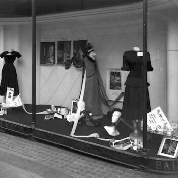 A Vogue fashion display during Betty Penrose's tenure. Image copyright free via Wikimedia Commons.